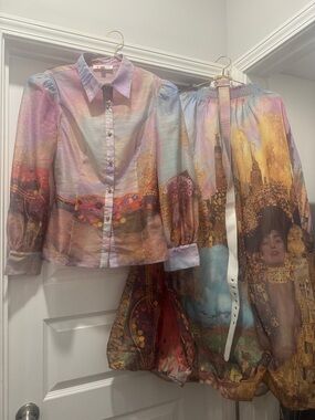 L'ATISTE Pastel Multicolor Artistic Print Skirt Set